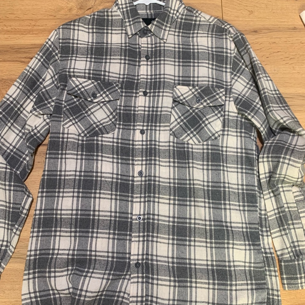Men's Gray Plaid Shirt